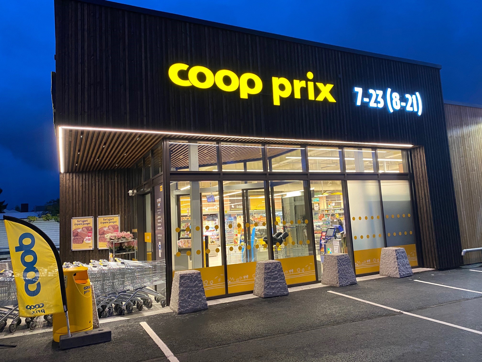 Fasadebelysning - Coop Prix